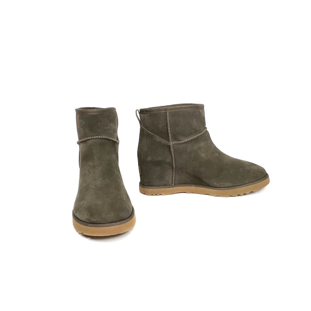 UGG‎ 11 Women's Classic Femme Mini Wedge Boots Winter Fall Casual